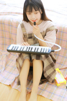 来吧儿子妈妈是你的人是谁唱的